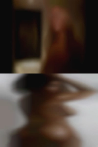 I like teasing women naked in public.
